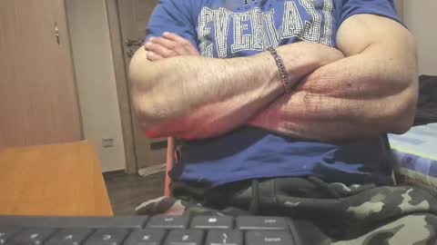 Snapshot of carin_the_body chatting on 03.03.25 Laz online show from 03.03.25