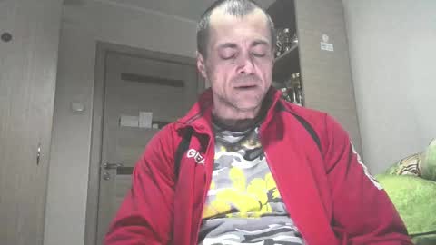 Snapshot of carin_the_body chatting on 03.04.25 Laz online show from 03.04.25