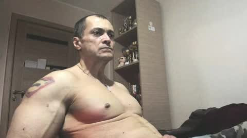 Snapshot of carin_the_body chatting on 03.07.25 Laz online show from 03.07.25