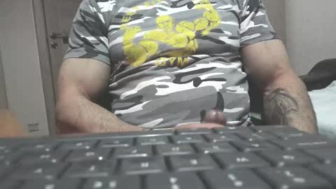 Snapshot of carin_the_body chatting on 09.29.25 Laz online show from 09.29.25