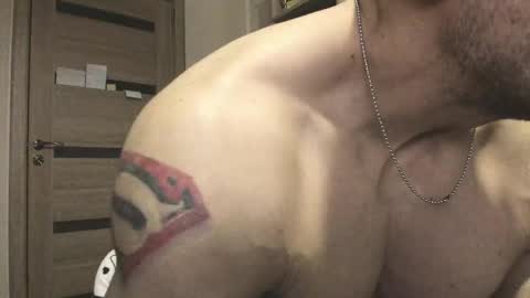 Snapshot of carin_the_body chatting on 10.10.25 Laz online show from 10.10.25