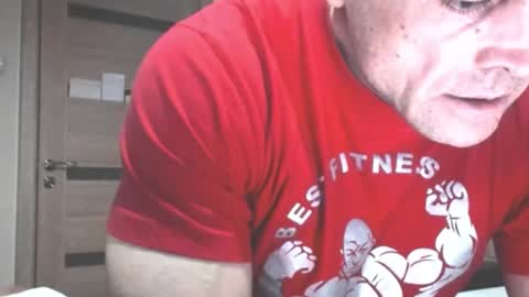 Snapshot of carin_the_body chatting on 10.24.25 Laz online show from 10.24.25