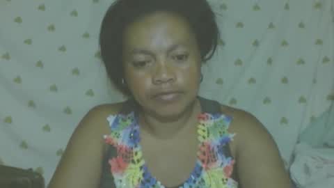 Snapshot of carinesexy69 chatting on 04.18.26 carinesexy69 online show from 04.18.26