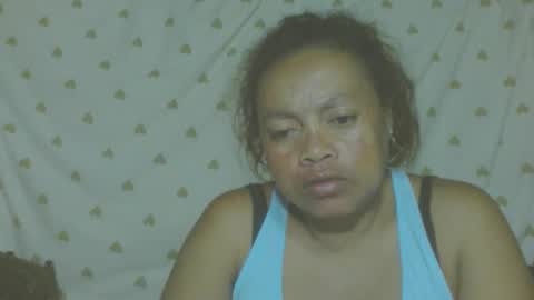 Snapshot of carinesexy69 chatting on 04.21.26 carinesexy69 online show from 04.21.26