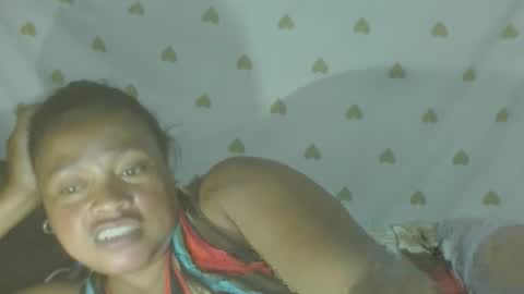Snapshot of carinesexy69 chatting on 04.23.26 carinesexy69 online show from 04.23.26