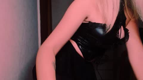 Carin online show from 10.09.25