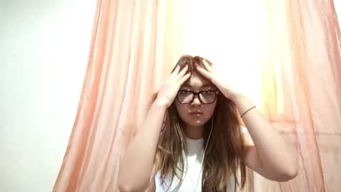 Snapshot of caritaschiavo chatting on 11.09.25 caritaschiavo online show from 11.09.25