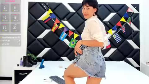 Carla Linares online show from 06.18.26