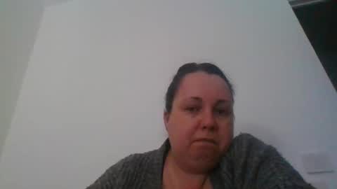 Snapshot of carlaruth chatting on 10.03.25 Carlaruth online show from 10.03.25