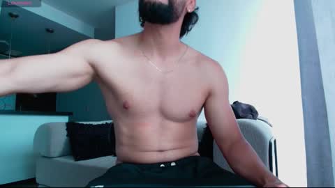 sebasfit online show from 10.12.25