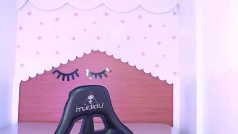 CARLYE   online show from 11.05.25