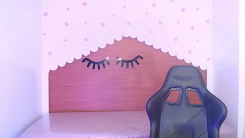 CARLYE   online show from 11.25.25