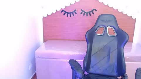 CARLYE   online show from 11.27.25