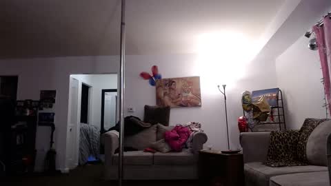 Snapshot of carliecreams chatting on 02.18.25 Carlie online show from 02.18.25