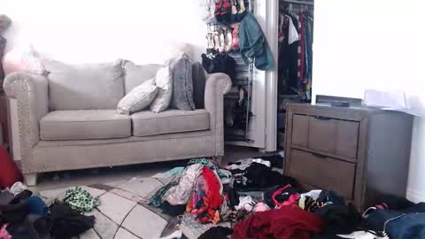 Carlie online show from 11.18.25