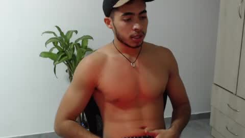 Snapshot of carlitospuma_ chatting on 07.25.26 Carlitos online show from 07.25.26