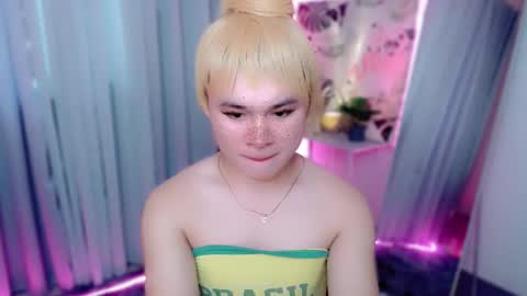 Snapshot of carlo_bigcock69 chatting on 09.21.25 carlo_bigcock69 online show from 09.21.25