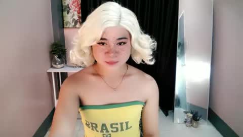 Snapshot of carlo_bigcock69 chatting on 09.28.25 carlo_bigcock69 online show from 09.28.25