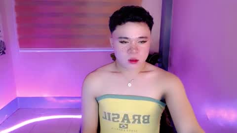 Snapshot of carlo_bigcock69 chatting on 11.13.25 carlo_bigcock69 online show from 11.13.25