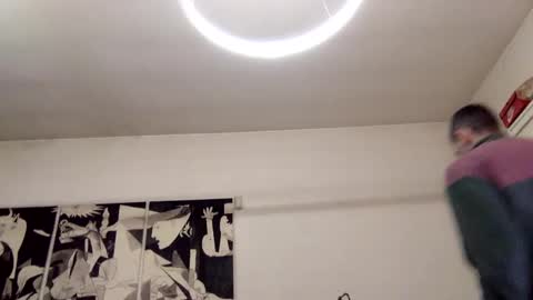 Carlos online show from 01.04.25