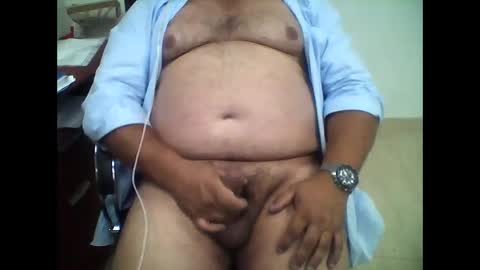 Snapshot of carlos8711 chatting on 09.29.25 carlos8711 online show from 09.29.25