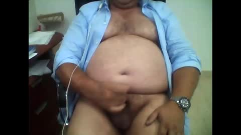 Snapshot of carlos8711 chatting on 10.20.25 carlos8711 online show from 10.20.25