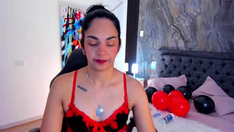 Snapshot of carlota_milf_30 chatting on 01.21.25 Carlota online show from 01.21.25