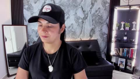 Snapshot of carlota_milf_30 chatting on 03.29.26 Carlota online show from 03.29.26