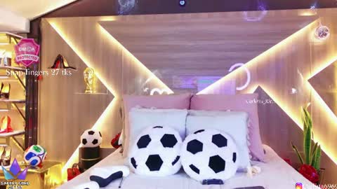 Snapshot of carlotta_ricci chatting on 06.16.26 Carla Carla I am sensual goddes and i was born for loveworshipping and enjoyment. online show from 06.16.26