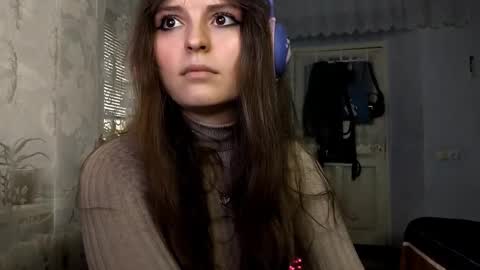 Mia online show from 10.07.25