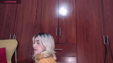 Snapshot of carly_grasso chatting on 02.23.25 carly grasso online show from 02.23.25