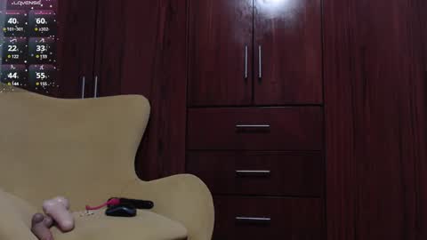 Snapshot of carly_grasso chatting on 02.28.25 carly grasso online show from 02.28.25