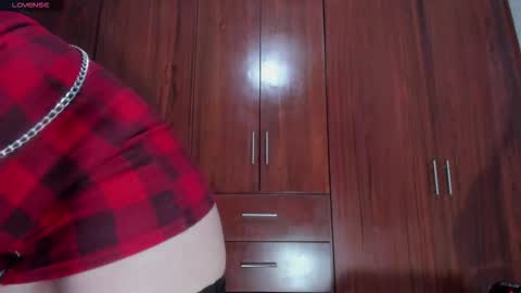 Snapshot of carly_grasso chatting on 10.10.25 carly grasso online show from 10.10.25