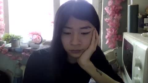 CarlyJoy online show from 12.19.25