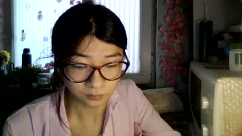 CarlyJoy online show from 04.07.26