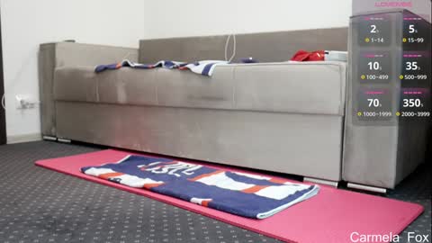 Snapshot of carmela_fox chatting on 09.17.25 Carmela online show from 09.17.25