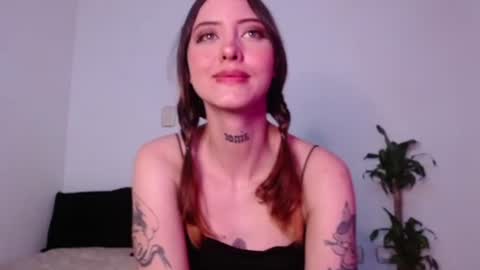 carmennrusso online show from 11.28.25