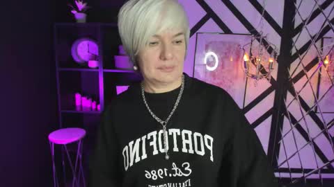 Carmen online show from 11.10.25