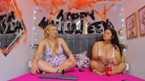 Snapshot of caro_danna chatting on 10.27.25 Caroline online show from 10.27.25