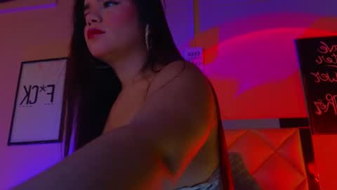 Snapshot of caro_zapata chatting on 02.18.25 Carolina online show from 02.18.25