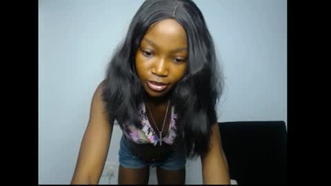 caroline online show from 05.01.26