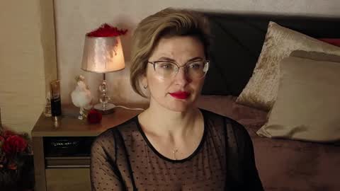 CaroJhones online show from 02.02.25