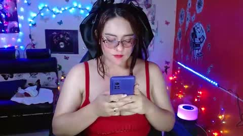 Snapshot of carol20_1994 chatting on 02.13.25 Carolina online show from 02.13.25