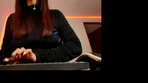 Snapshot of carol_miss2 chatting on 09.28.25 CAROL online show from 09.28.25