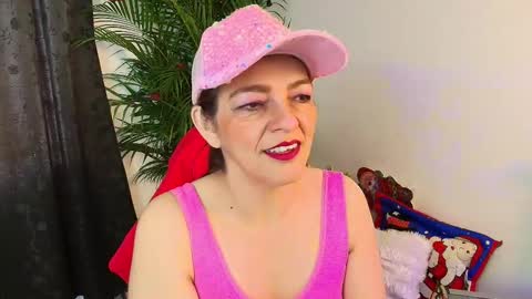 Snapshot of carol_miss2 chatting on 12.05.25 CAROL online show from 12.05.25