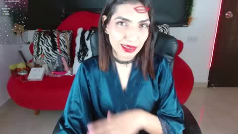 Caroline online show from 01.06.25