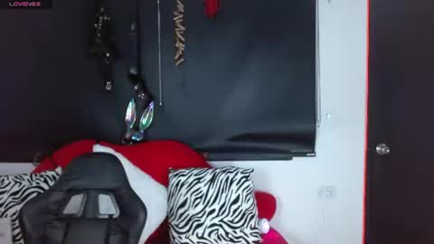 Caroline online show from 07.28.26