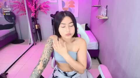 CAROLINA.  online show from 05.06.26