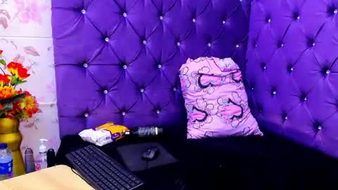 Snapshot of carolina_suarez_ chatting on 07.05.26 carolina suarez online show from 07.05.26