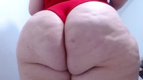 Snapshot of carolina_zabala_19 chatting on 09.15.25 carolina_zabala_19 online show from 09.15.25